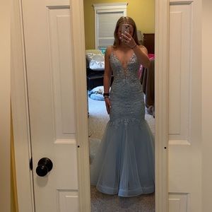 Brand new jovani dress never worn.